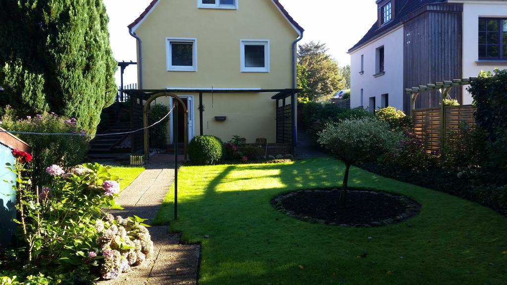 Ferienhaus Am Hasselberg Husum Exterior foto